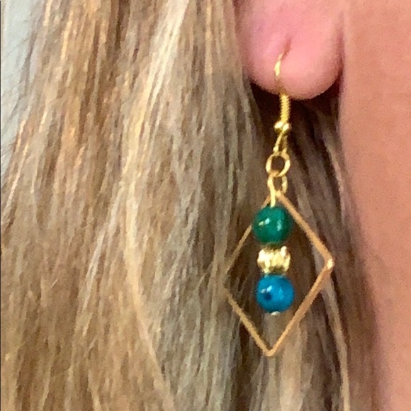 21048 Chrysocolla (green) earrings - Picture 3 of 4